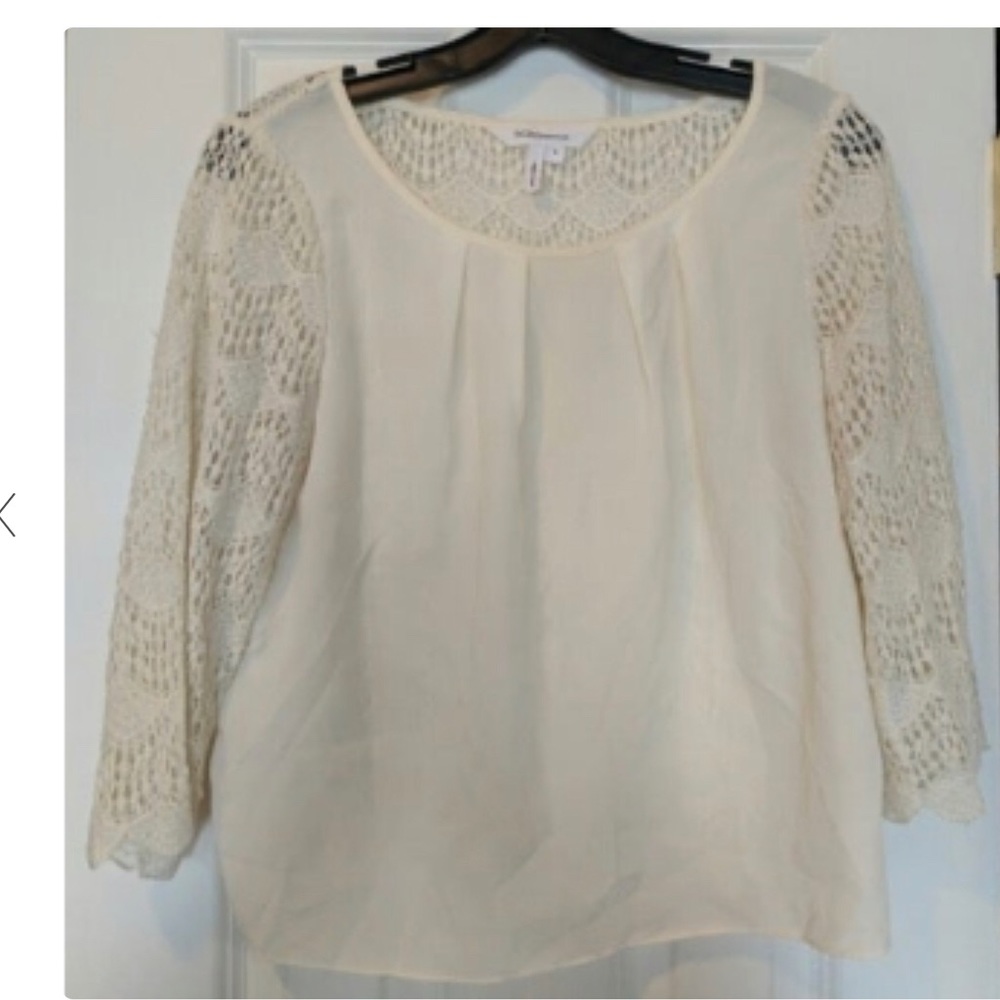 BCBG generation blouse w/crochet back & sleeves